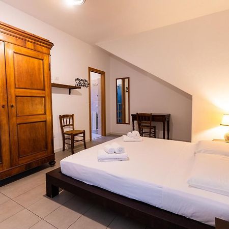 Theo'S Rooms Όλμπια Εξωτερικό φωτογραφία